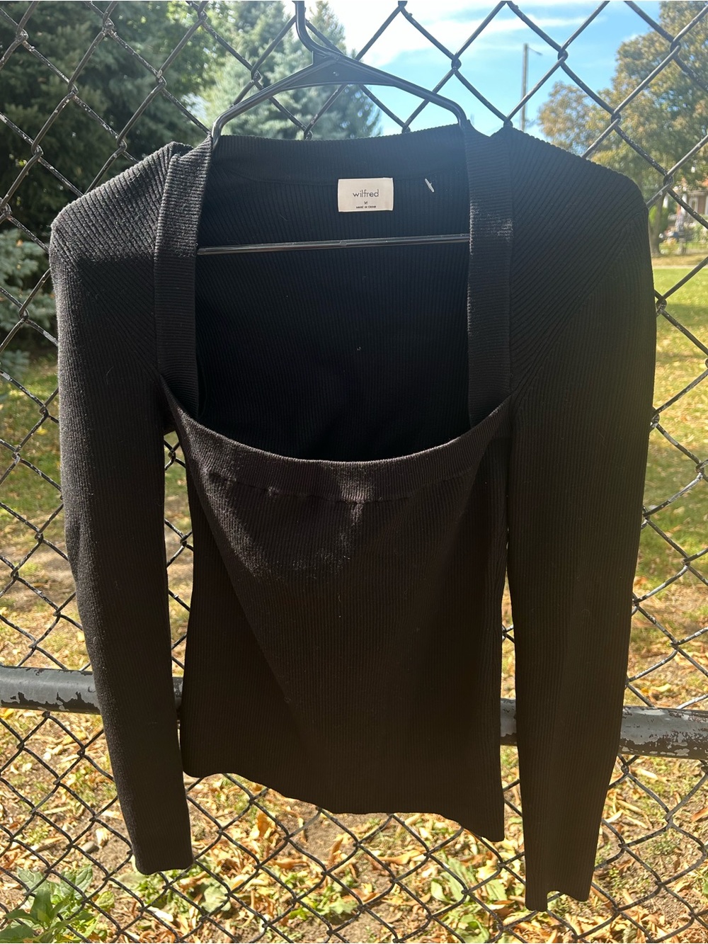 Aritzia Wilfred Black Ribbed Square Neck Top - Size Medium